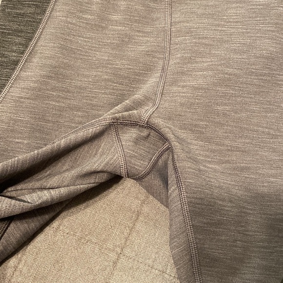 Lululemon Early Extension High Rise Legging - Picture 4 of 12